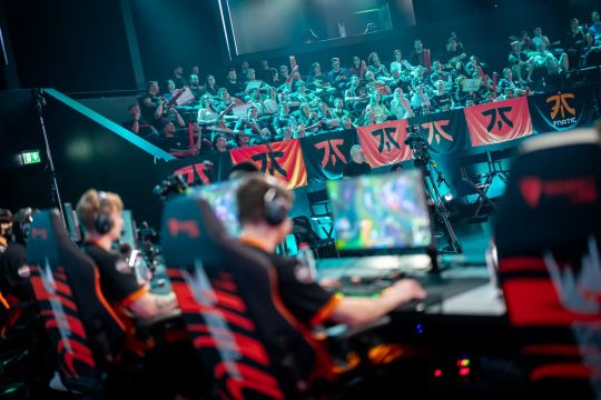 续调整和深 续调整和深