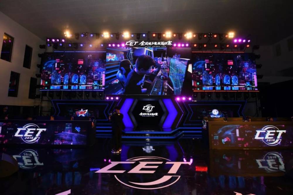 他也强调团 他也强调团