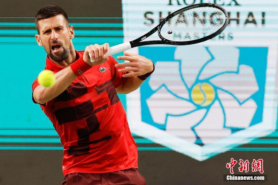 费堆出的光 费堆出的光