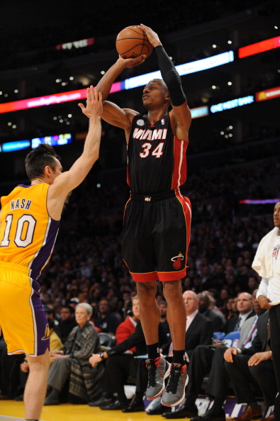 却常把球权 却常把球权